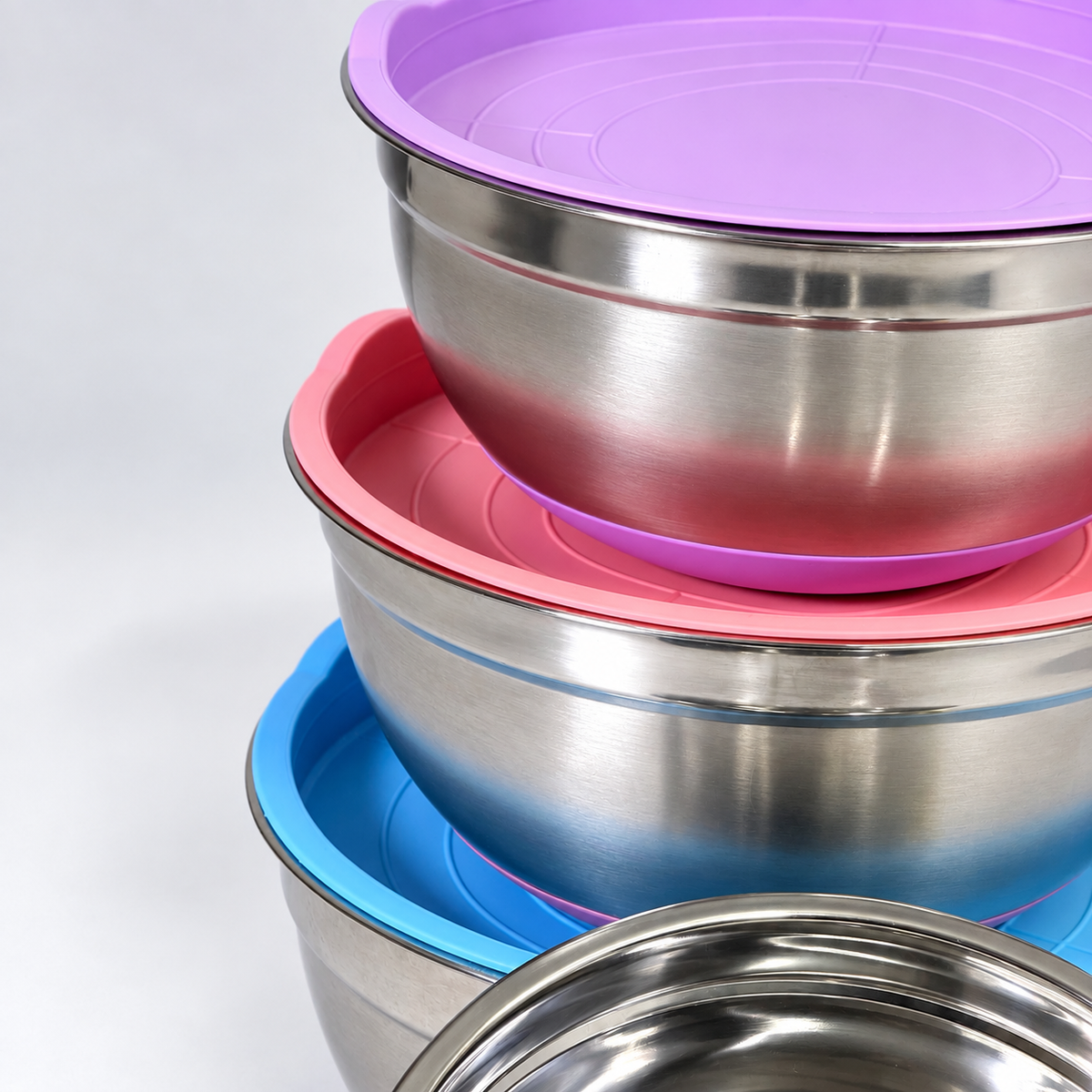 Set de Bowls en Acero Inoxidable con Base Antideslizante – 4 Piezas