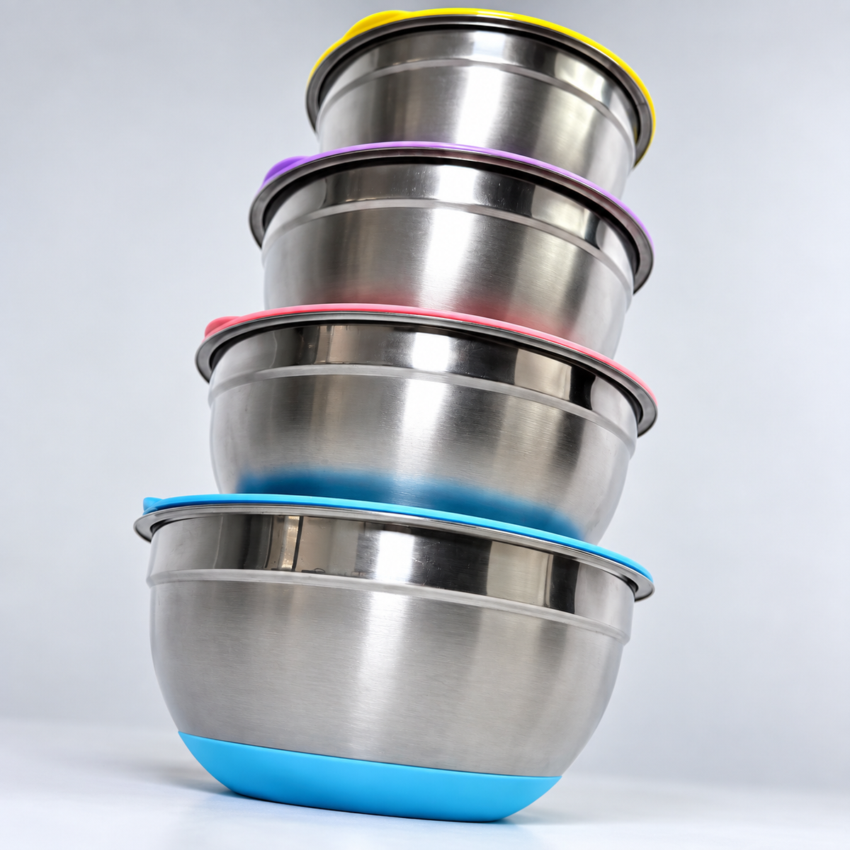 Set de Bowls en Acero Inoxidable con Base Antideslizante – 4 Piezas